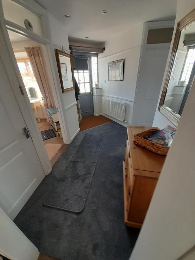 The Homestay Get Away Маргит Экстерьер фото